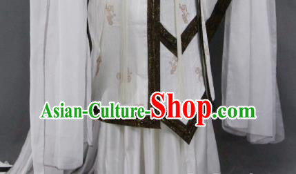 Customize Chinese Traditional Cosplay Nobility Childe Prince Costumes Ancient Swordsman Clothing for Men