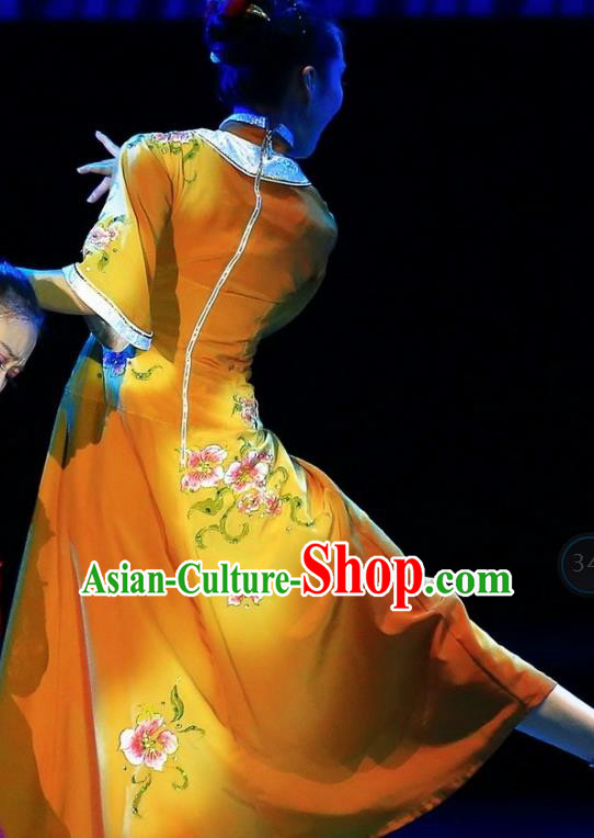 Chinese Female Embroider Dance Yellow Dress Stage Performance Costume and Headpiece for Women