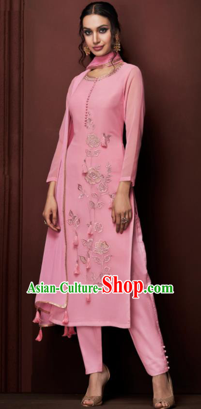 Asian Indian Punjabis Embroidered Pink Blouse and Pants India Traditional Kurti Costumes Complete Set for Women