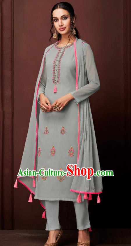 Asian Indian Punjabis Embroidered Blue Blouse and Pants India Traditional Kurti Costumes Complete Set for Women