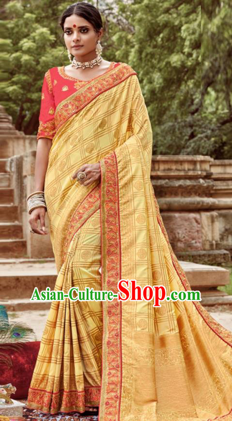 Asian Indian Bollywood Bride Embroidered Yellow Sari Dress India Traditional Court Wedding Costumes for Women