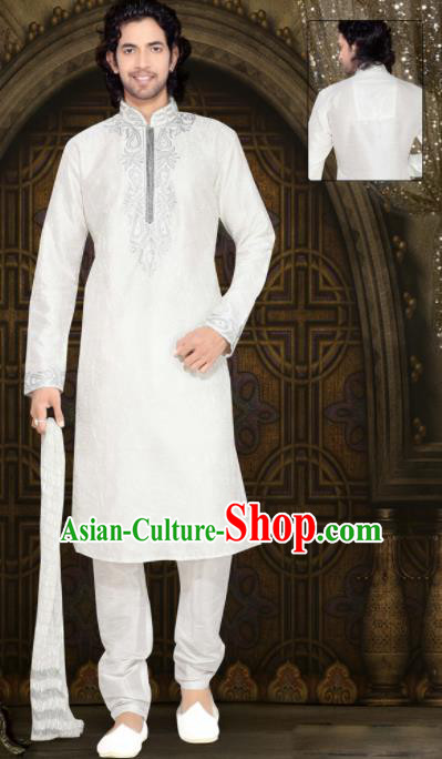 Asian Indian Sherwani Wedding Embroidered White Clothing India Traditional Bridegroom Costumes Complete Set for Men