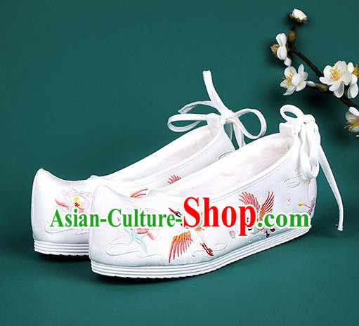 Chinese National Winter Embroidered Crane White Brushed Shoes Traditional Hanfu Shoes Princess Shoes Opera Shoes for Women