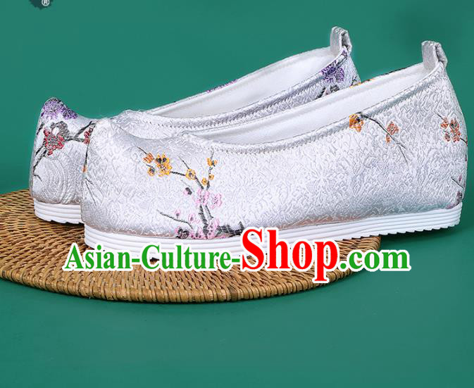 Chinese National White Brocade Toe Spring Shoes Traditional Hanfu Shoes Princess Shoes Opera Shoes for Women