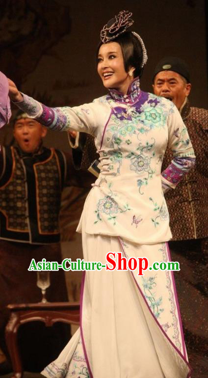 Chinese Unsurpassed Beauty Of A Generation Ancient Courtesan Sai Jinhua White Dress Stage Performance Dance Costume and Headpiece for Women