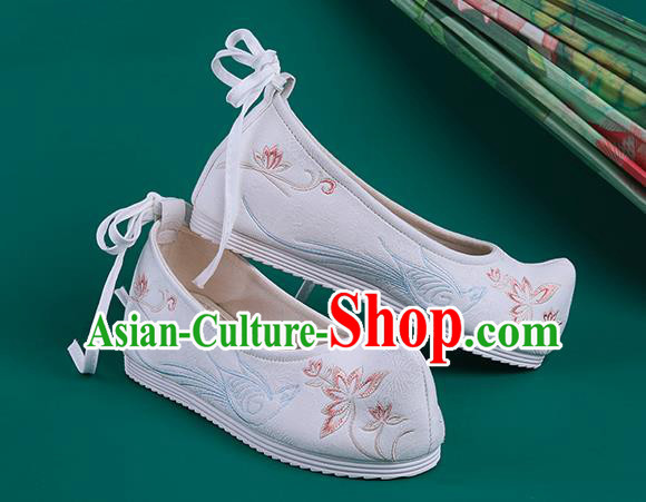 Chinese Traditional Embroidered Bird Lotus White Shoes Hanfu Shoes Princess Shoes for Women