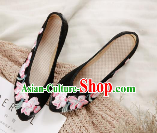 Traditional Chinese National Embroidery Peach Flowers Black Shoes Embroidered Shoes Hanfu Shoes for Women