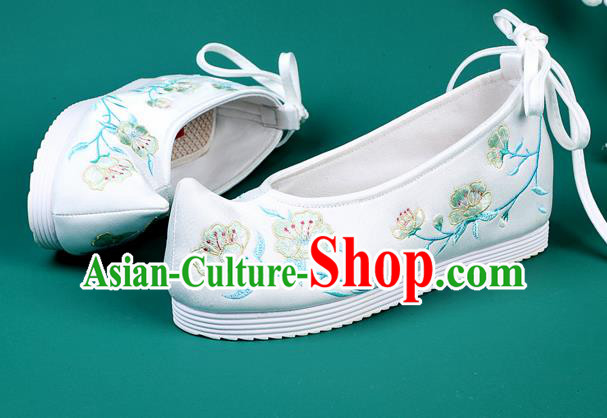 Chinese Traditional Embroidered Green Flowers Shoes Hanfu Shoes Princess Shoes for Women