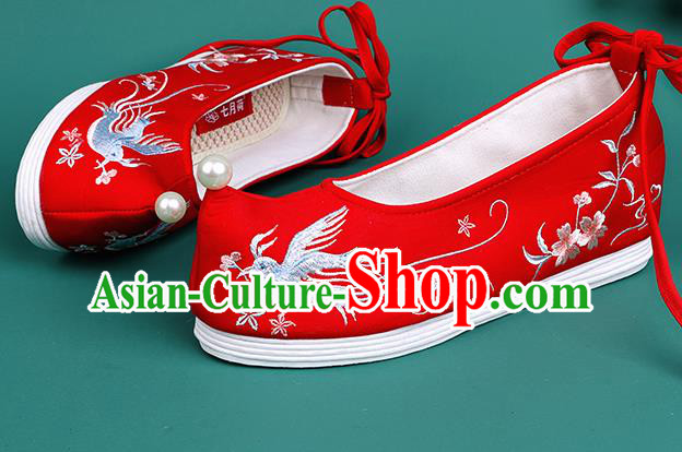 Chinese Traditional Embroidered Swallow Red Shoes Hanfu Pearl Shoes Princess Shoes for Women