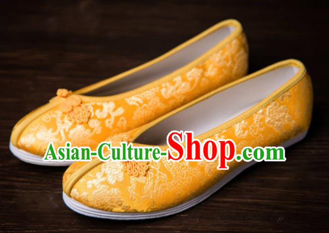 Traditional Chinese Handmade Hanfu Shoes Golden Embroidered Shoes Satin Shoes for Women