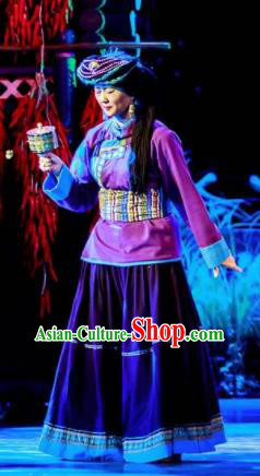 Walking Marriage Chinese Mosuo Minority Folk Dance Purple Dress Stage Performance Dance Costume and Headpiece for Women