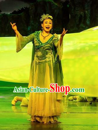 Hometown of Dragon Boat Tune Chinese Classical Dance Green Dress Stage Performance Dance Costume and Headpiece for Women