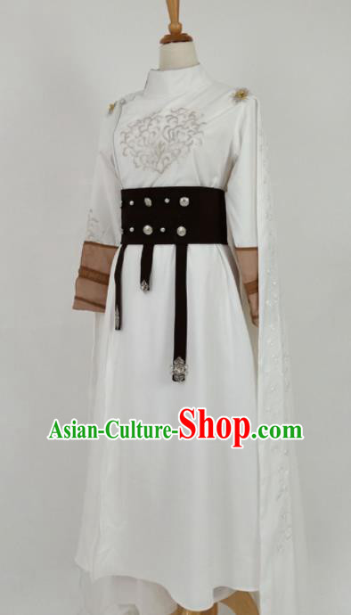 Traditional Chinese Tang Dynasty Swordswoman White Hanfu Ancient Female Knight Historical Costume for Women