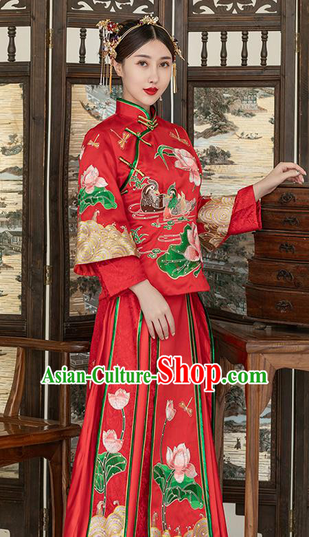 Traditional Chinese Ancient Wedding Costume Bride Embroidered Lotus Xiuhe Suits for Women