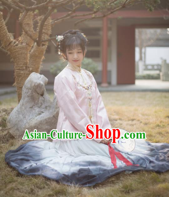 Chinese Ancient Traditional Hanfu Dress Ming Dynasty Nobility Lady Historical Costume for Women