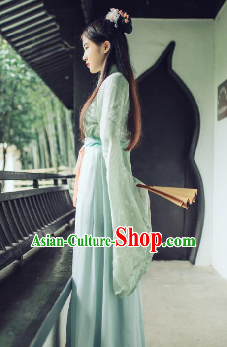 Chinese Ancient Green Hanfu Dress Jin Dynasty Swordswoman Traditional Historical Costume for Women