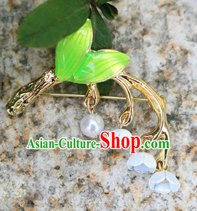 Chinese Traditional Handmade Brooch Classical Accessories Green Leaf Breastpin for Women