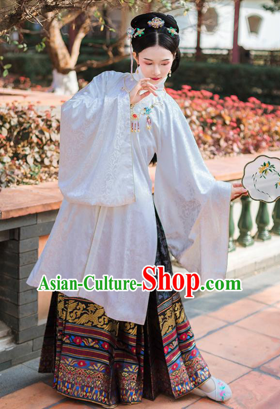 Chinese Ancient Ming Dynasty Palace Female Embroidered Historical Costume Complete Set
