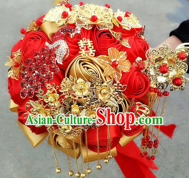 Chinese Traditional Wedding Bridal Bouquet Red Rose Flowers Bunch for Women