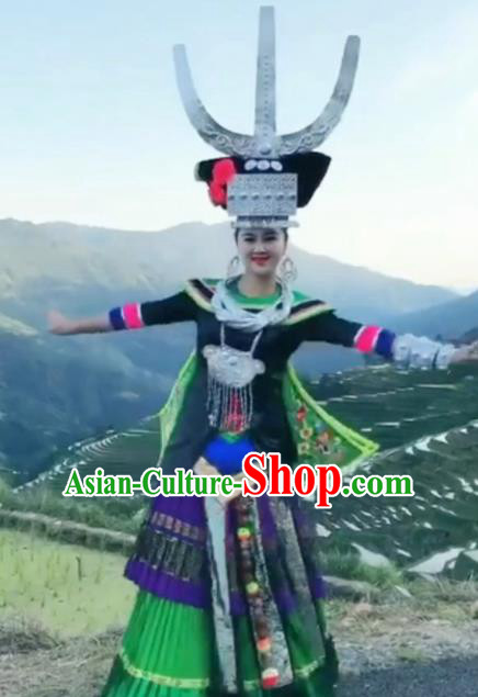 Chinese Traditional Hmong Ethnic Wedding Costume China Miao Nationality Folk Dance Embroidered Green Dress for Women