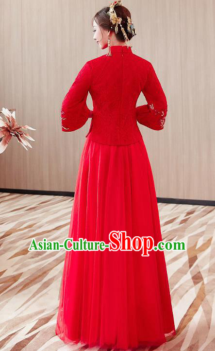 Chinese Traditional Bride Costume Xiuhe Suit Ancient Wedding Embroidered Red Veil Dress for Women