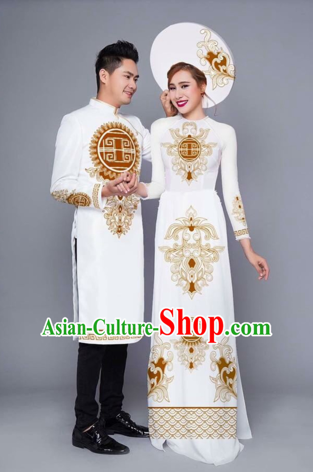 Traditional Vietnam Wedding Dress for Bride and Bridegroom