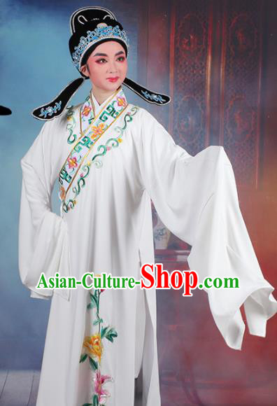 Chinese Traditional Peking Opera Niche Embroidered Peony White Robe Beijing Opera Scholar Costume for Men