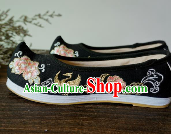 Asian Chinese Wedding Black Cloth Hanfu Shoes Traditional Ancient Princess Embroidered Shoes for Women