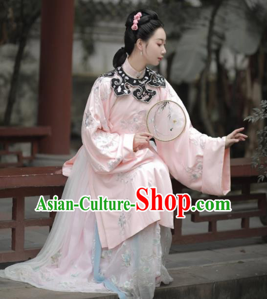 Chinese Traditional Ming Dynasty Imperial Consort Hanfu Dress Ancient Palace Lady Embroidered Historical Costume for Women