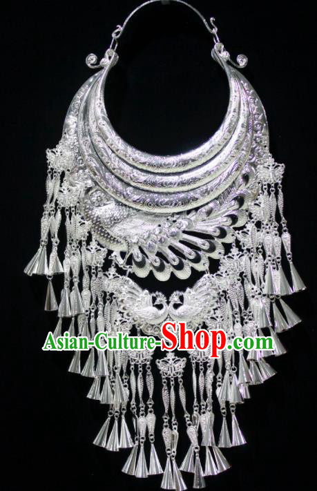 Chinese Traditional Miao Nationality Wedding Necklet Hmong Bride Sliver Carving Necklace for Women