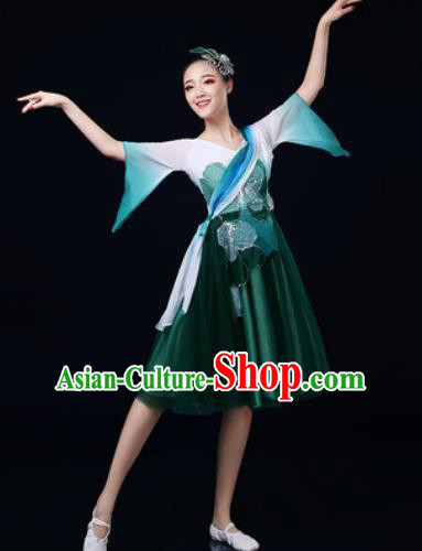 Traditional Chinese Spring Festival Gala Dance Green Dress Chorus Modern Dance Costume for Women