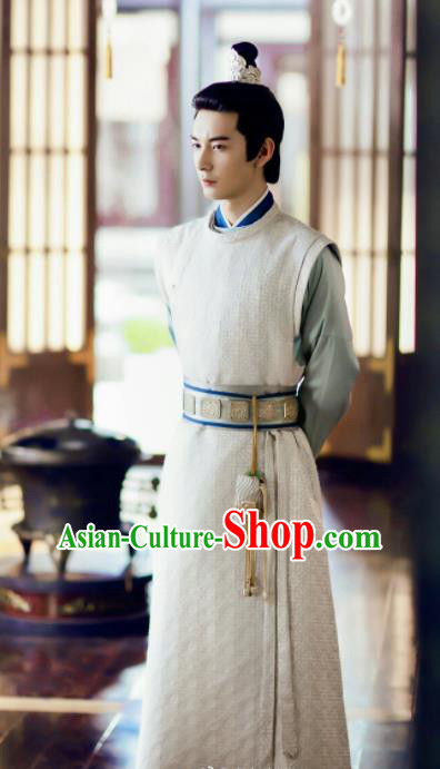 Chinese Ancient Drama Tang Dynasty Swordsman Prince Embroidered Replica Costume for Men