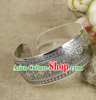 Top Grade Chinese Traditional Ethnic Accessories Sliver Bracelet for Women