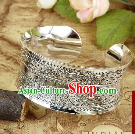 Top Grade Chinese Traditional Ethnic Accessories Sliver Carving Wide Bracelet for Women