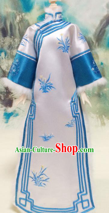 Chinese Qing Dynasty Manchu Princess Dress Ancient Palace Lady Embroidered Historical Costume for Women