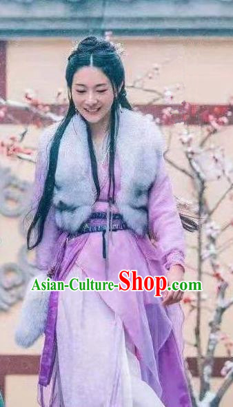 Chinese Ancient Nobility Lady Hanfu Dress Heavenly Sword Dragon Slaying Saber Swordswoman Zhu Jiuzhen Historical Costume for Women