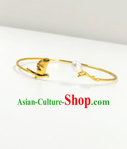Handmade Chinese Stage Show Golden Bird Bangle Accessories Catwalks Bracelet for Women
