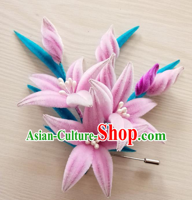 Handmade Chinese Classical Pink Velvet Flowers Brooch Ancient Palace Breastpin for Women