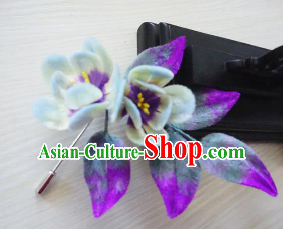 Handmade Chinese Classical Velvet Flowers Brooch Ancient Palace Breastpin for Women