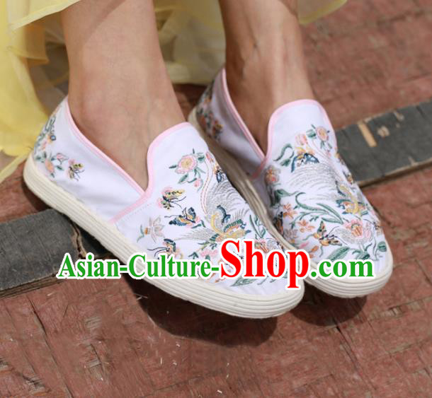 Chinese Handmade Embroidered White Cloth Shoes Traditional National Shoes Ancient Hanfu Shoes for Women