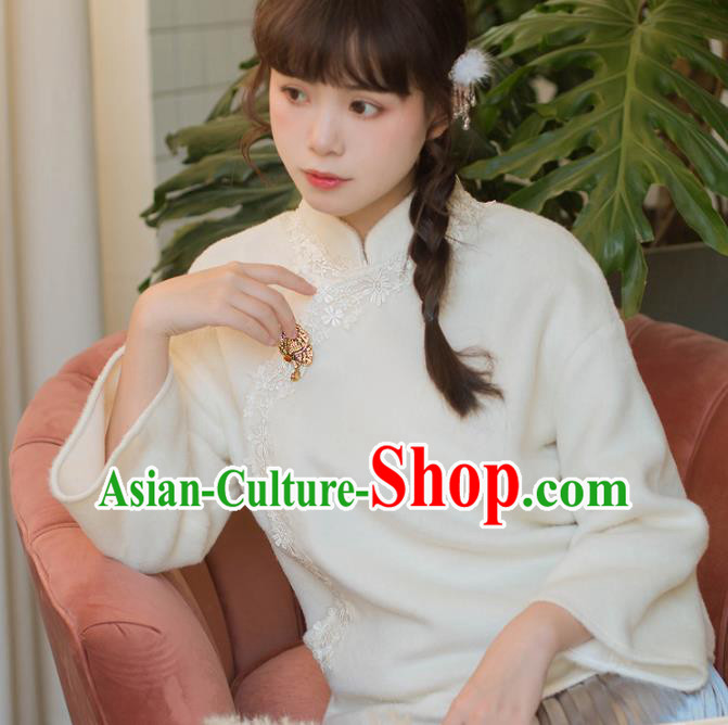 Chinese National Classical White Blouse Traditional Tang Suit Upper Outer Garment for Women