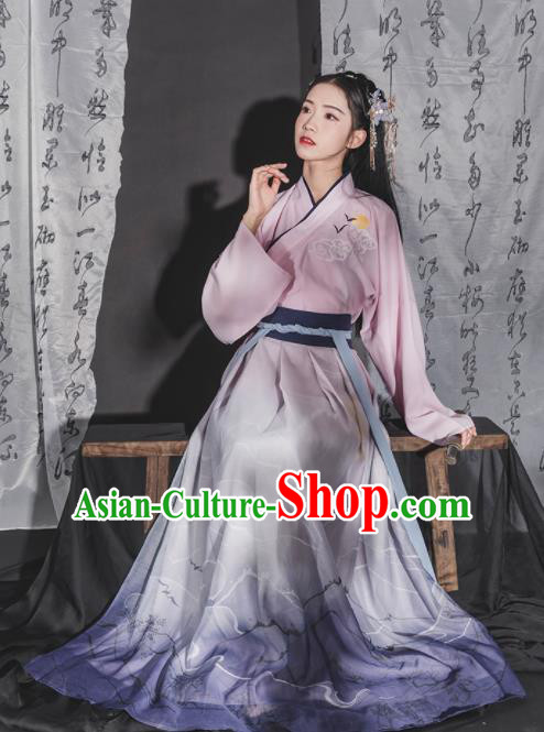 Chinese Ancient Jin Dynasty Young Lady Embroidered Hanfu Dress Traditional Swordswoman Historical Costume for Women