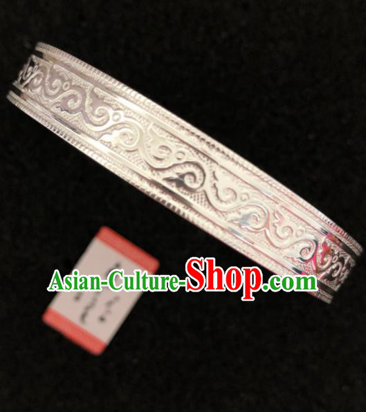 Traditional Chinese Mongol Nationality Sliver Carving Bracelet Accessories Mongolian Ethnic Bangle for Women