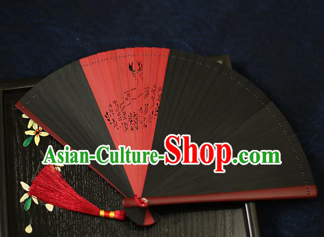 Chinese Handmade Carving Deer Bamboo Fans Classical Accordion Traditional Folding Fans for Women