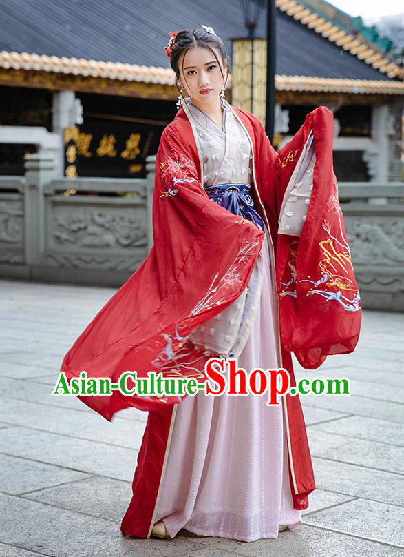 Chinese Jin Dynasty Imperial Consort Wedding Historical Costume Traditional Ancient Peri Embroidered Hanfu Dress for Women