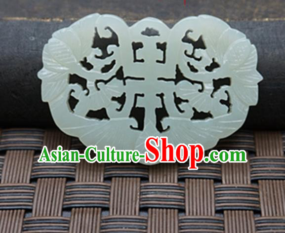 Handmade Chinese Ancient Carving Bat Jade Pendant Traditional Jade Craft Jewelry Decoration Accessories