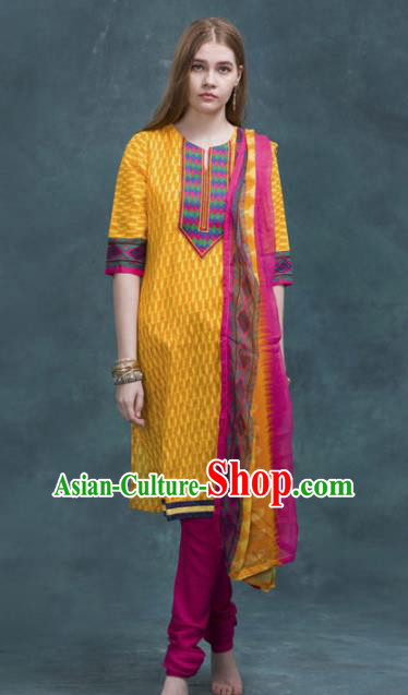 South Asian India Traditional Yellow Costume Asia Indian National Punjabi Suit for Women