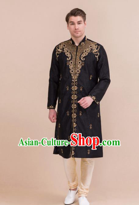 South Asian India Traditional Costume Black Robe and Pants Asia Indian National Suit for Men