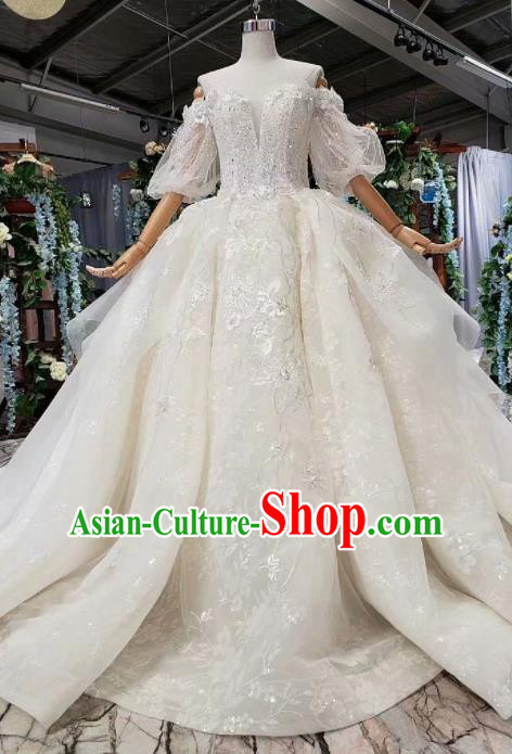 Top Grade Customize Bride Embroidered Flowers White Trailing Full Dress Court Princess Wedding Costume for Women