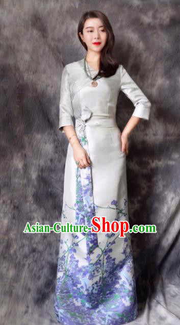 Chinese Traditional Ethnic Bride Tibetan Robe Zang Nationality Female White Silk Dress Costume for Women